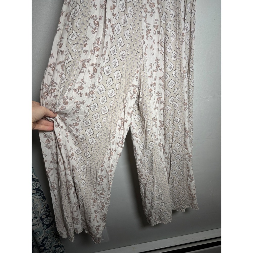 VICI Carmella Strapless Smocked Jumpsuit Large Cream Floral Wide Leg Boho - Picture 8 of 10
